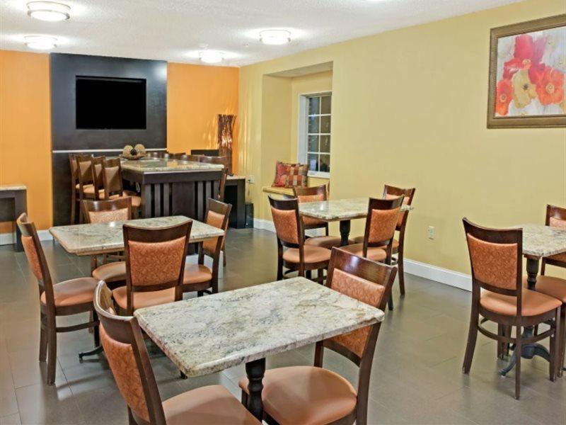 Microtel Inn By Wyndham University Place Charlotte Eksteriør billede